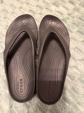 CROCS Black Iconic Comfort Flip Slides